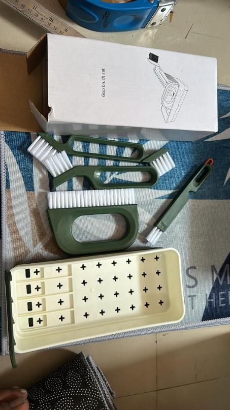 7-in-1 Gap Cleaning Brush