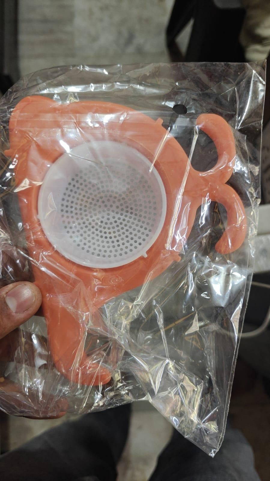 Whale Sink Strainer